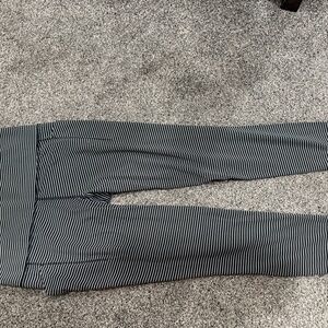 2 pairs Athleta Leggings : Medium Tall